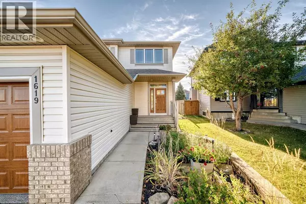 Airdrie, AB T4A2C6,1619 Thorburn Drive SE