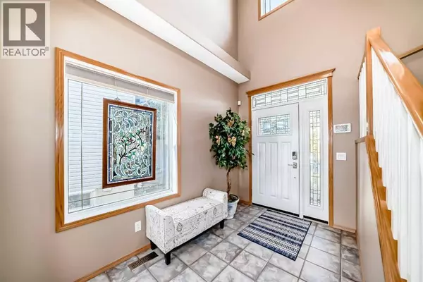 Airdrie, AB T4A2C6,1619 Thorburn Drive SE