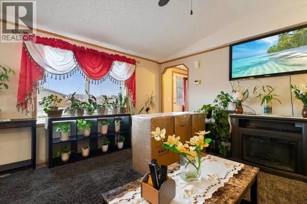 Grande Prairie, AB T8X1P5,332, 10615 88 Street