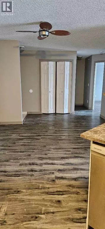 Calgary, AB T3G5N5,311, 1000 Citadel Meadow Point NW