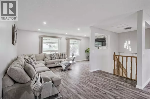 Calgary, AB T2A2Z5,4108 Marlborough Drive NE