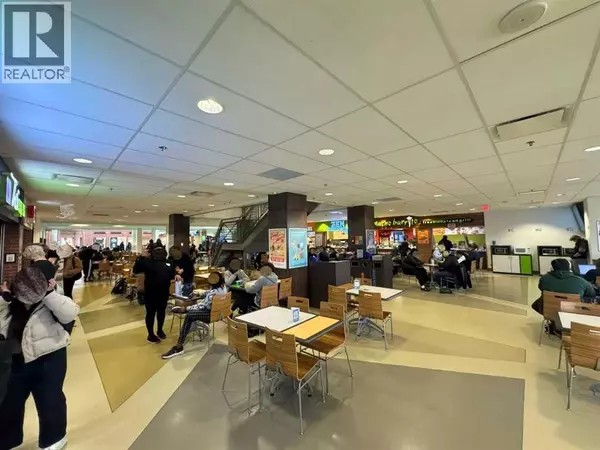 Calgary, AB T3E6K6,#Z-118, 4825 Mount Royal Gate SW