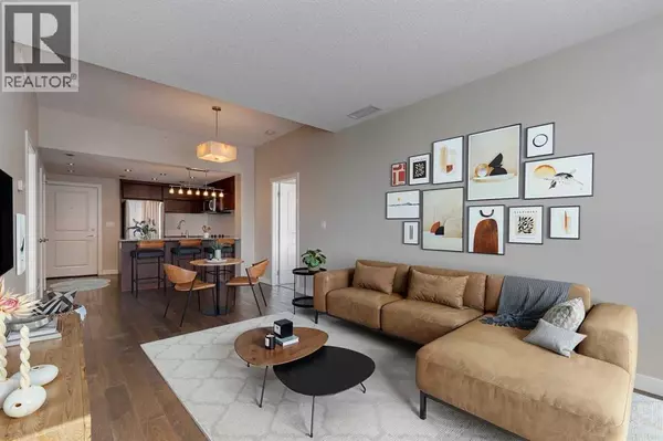 Calgary, AB T2N4J3,707, 1110 3 Avenue NW