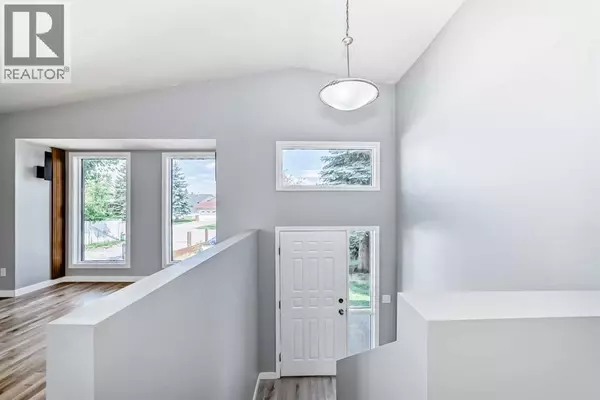 Calgary, AB T2Y2Y1,77 Shawfield Way SW