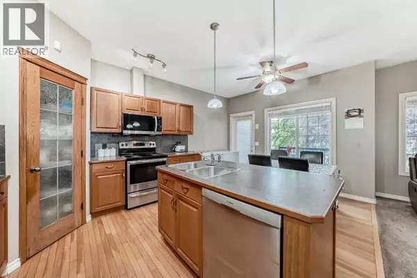 Airdrie, AB T4B3C7,116, 100 Coopers Common SW