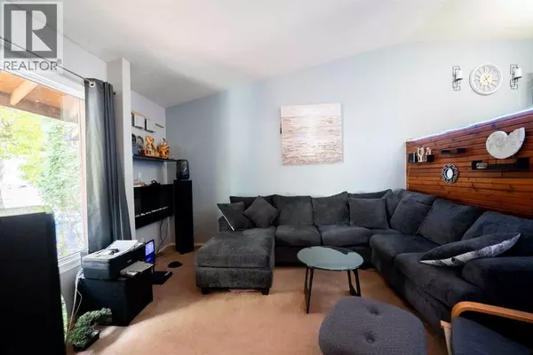 Lethbridge, AB T1H4Y5,2314 13 Street N