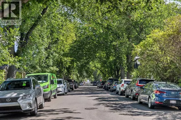 Calgary, AB T2E0M5,120 7 Avenue NE