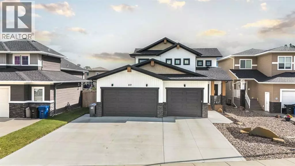 37 Arrowwood Close, Blackfalds, AB T4M0H9