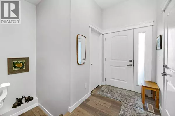 Red Deer, AB T4P3E2,15 Eaton Crescent