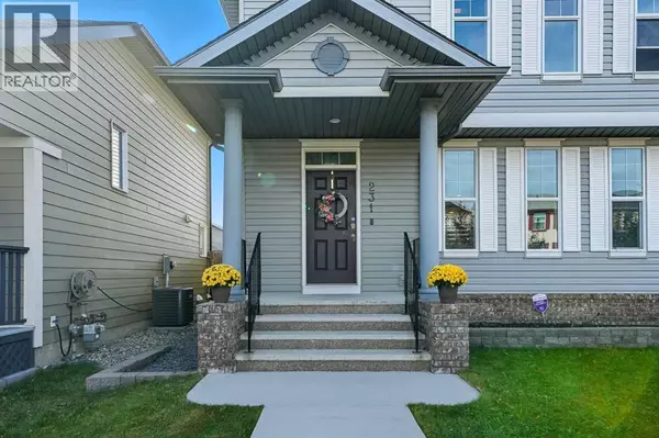 231 Prestwick Point SE, Calgary, AB T2Z4Y8
