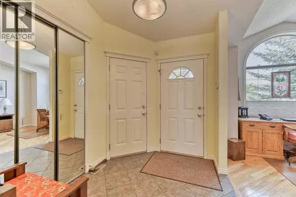 Calgary, AB T3L3K2,7 Scotia Landing NW