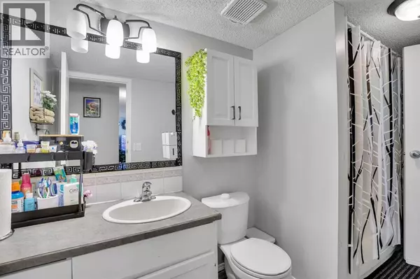 Calgary, AB T2E1P7,109, 110 20 Avenue NE