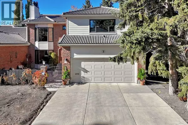 9, 35 Oakmount Court SW, Calgary, AB T2V4Y3