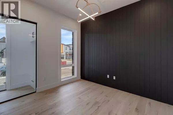 Airdrie, AB T4B0G6,1436 Coopers Landing SW