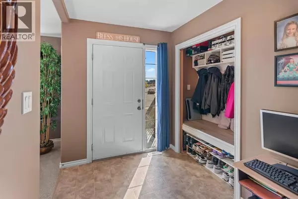 Camrose, AB T4V2T4,7418 46 Avenue