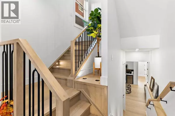 Calgary, AB T3H3N6,467 Patterson Boulevard SW