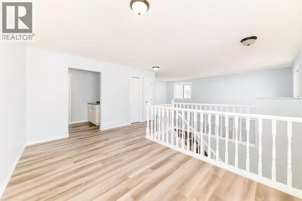 Calgary, AB T1Y2C4,151 F Pinehill Road NE