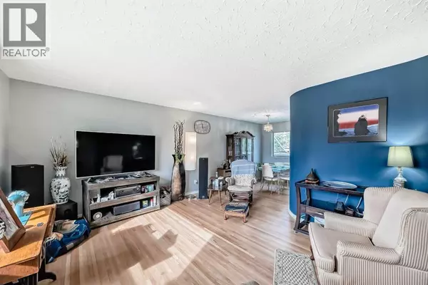 Calgary, AB T2W0K5,126 Springwood Drive SW