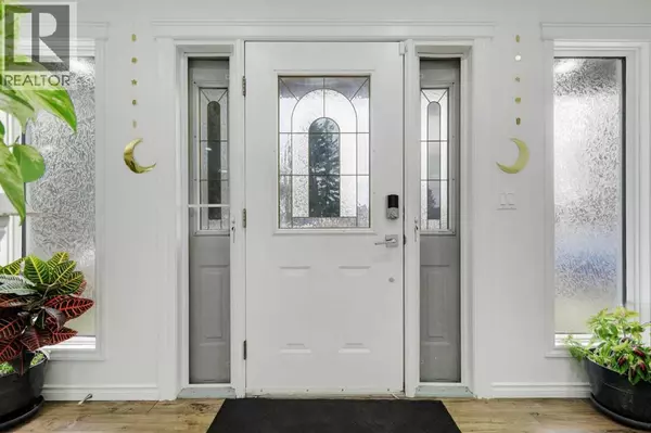 Calgary, AB T2A2A6,4716 Fordham Crescent SE