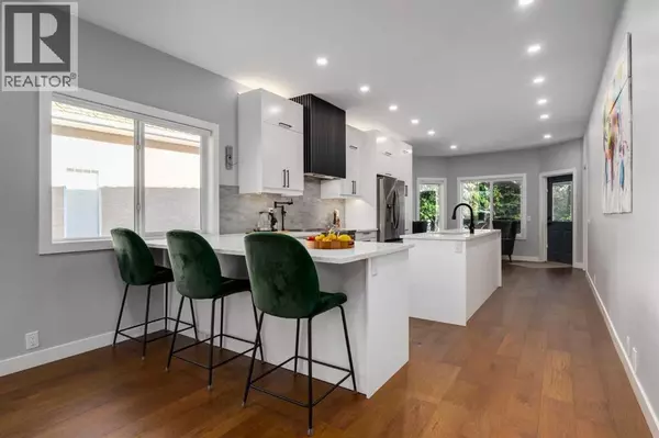 Calgary, AB T3H3T4,3223 Signal Hill Drive SW