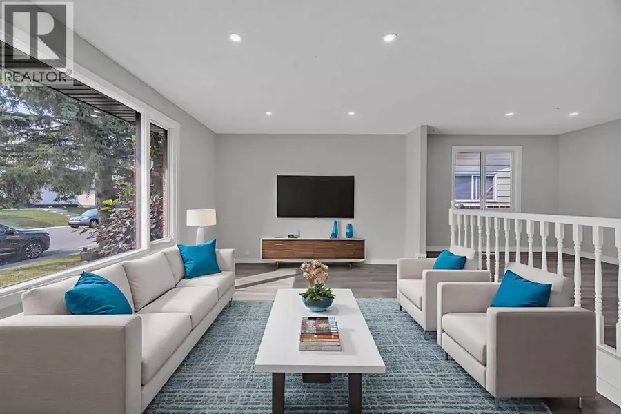 124 Templeridge Close NE, Calgary, AB T1Y4E2