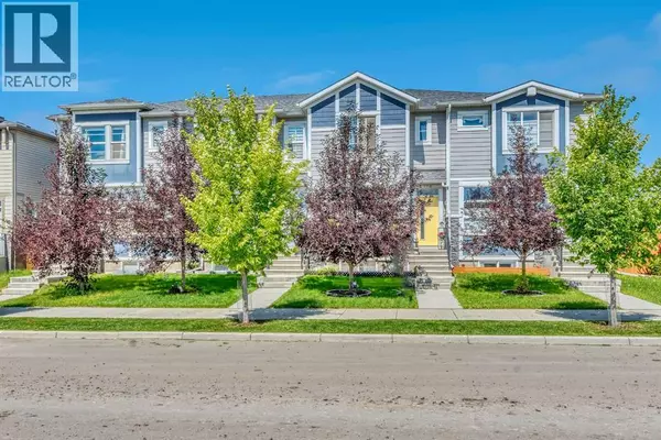 196 Wolf Hollow Park SE, Calgary, AB T2X4M6