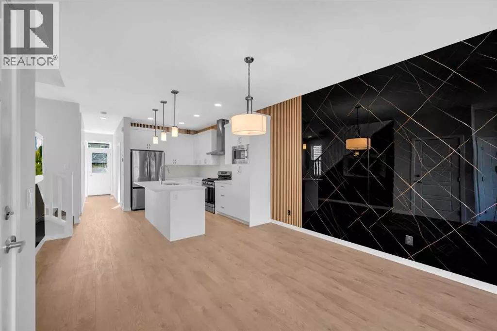 Calgary, AB T3J5P9,61 Savanna Place NE