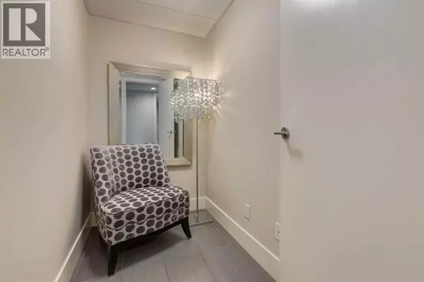 Calgary, AB T2R1E3,2607, 1111 10 Street SW