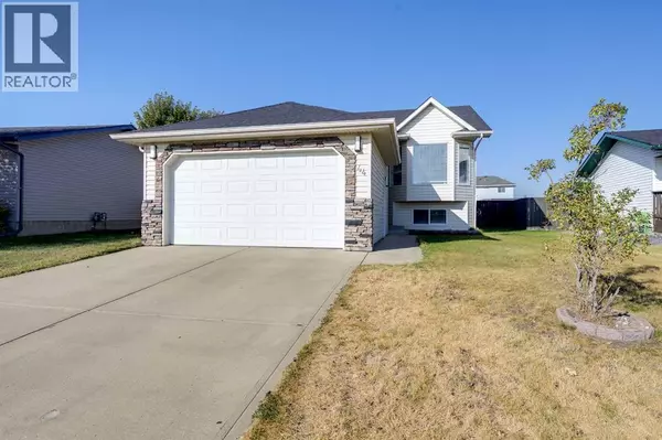 44 Parkside Crescent, Blackfalds, AB T4M0E9