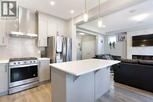 Airdrie, AB T4B5G7,158 Osborne Common SW