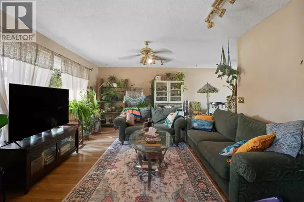 Red Deer, AB T4P1S5,52 Olsen Street