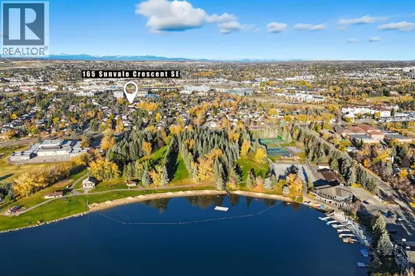 Calgary, AB T2X2P8,165 Sunvale Crescent SE