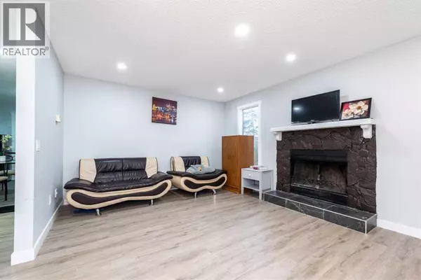 Calgary, AB T1Y4Z5,55 Templemont Drive NE