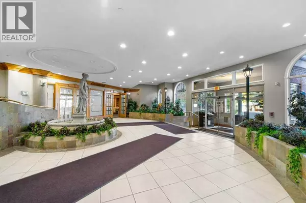 Calgary, AB T3E7G7,215, 200 Lincoln Way SW