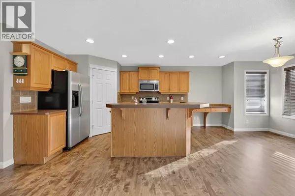 Airdrie, AB T4B3N6,332 Sagewood Landing SW