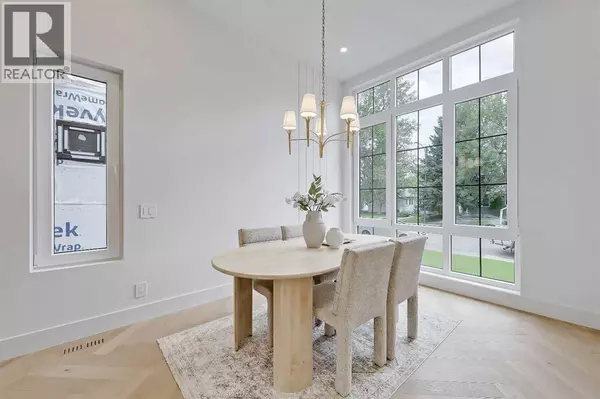 Calgary, AB T3E1M1,2322 54 Avenue SW