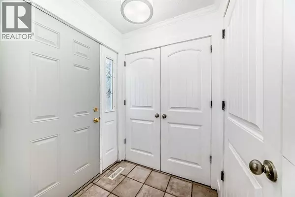 Calgary, AB T2A5G4,112, 5404 10 Avenue SE