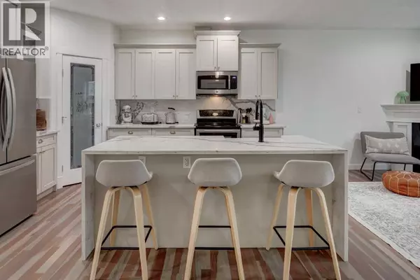 Calgary, AB T3B1N4,7312 34 Avenue NW