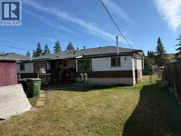 Calgary, AB T3B1K7,6372 + 74 33 Avenue NW