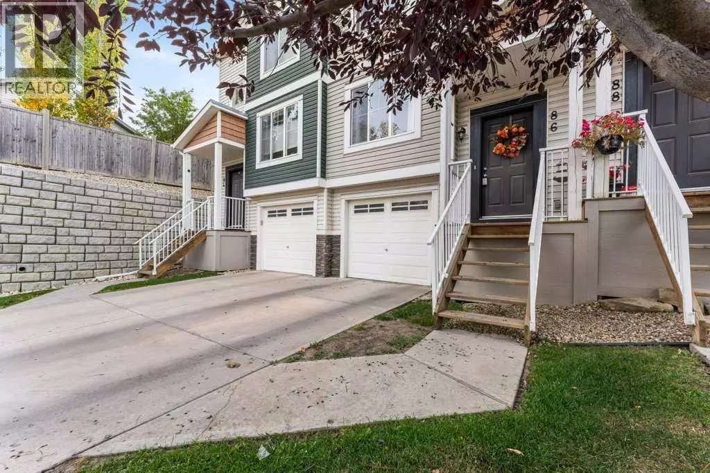 Calgary, AB T3K0T1,86 Pantego Lane NW