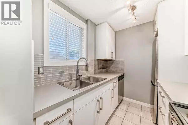 Calgary, AB T2S0J9,103, 120 24 Avenue SW