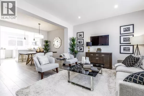 156 Bridgeport Green, Chestermere, AB T1X3C9