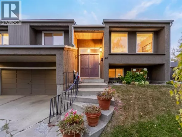 48 Thornwood Close NW, Calgary, AB T2K5K3
