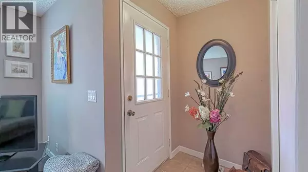 Calgary, AB T2W4Z5,135 Woodsman Lane SW