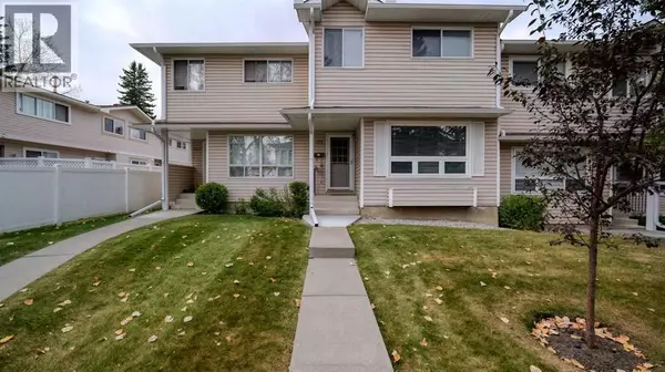 135 Woodsman Lane SW, Calgary, AB T2W4Z5