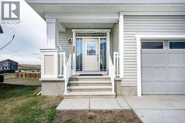 Airdrie, AB T4B5H6,717 Windrow Manor SW