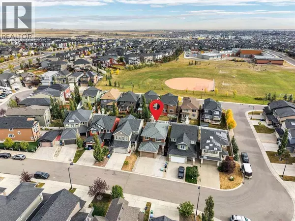 Calgary, AB T3P0E6,136 Evansdale Common NW