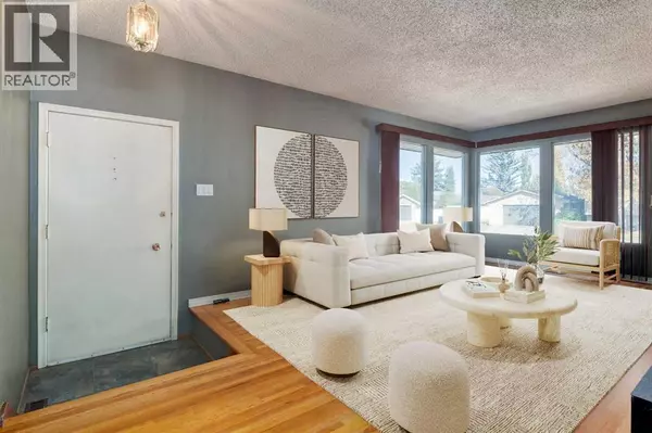 Calgary, AB T2J1V7,244 Maple Court Crescent SE