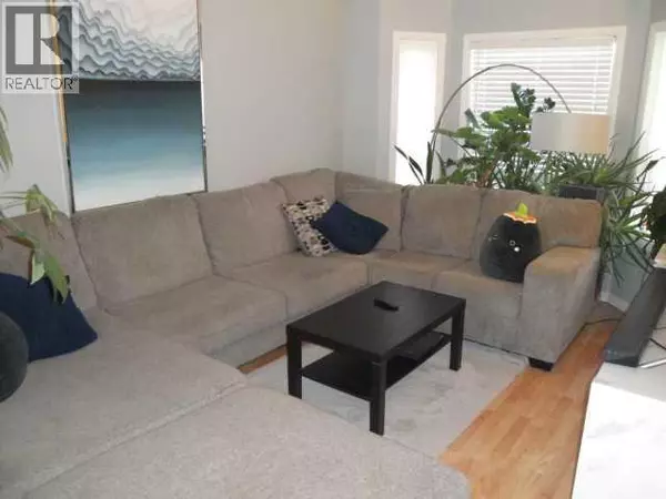 Lethbridge, AB T1H6X7,315 Lynx Crescent N