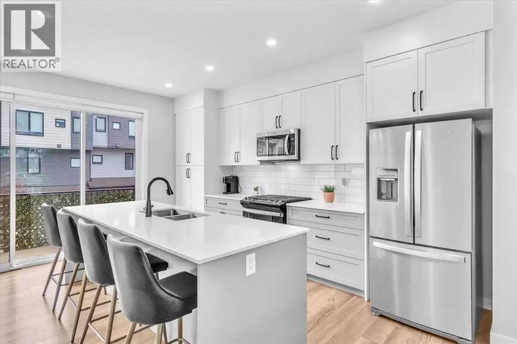 Calgary, AB T3P1S2,203 Evanscrest Square NW